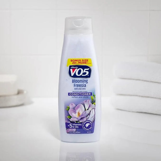 Alberto VO5 Blooming Freesia Revitalizing Conditioner - Hair Conditioner Formulated with Essential Vitamins and Oils - Fre...