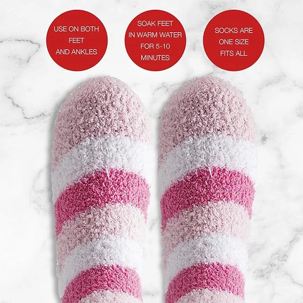 Live Green Bath and Body Present Set- Foot Spa Set with Fuzzy Socks, Lotion, and Scrub, Peppermint - Product Image