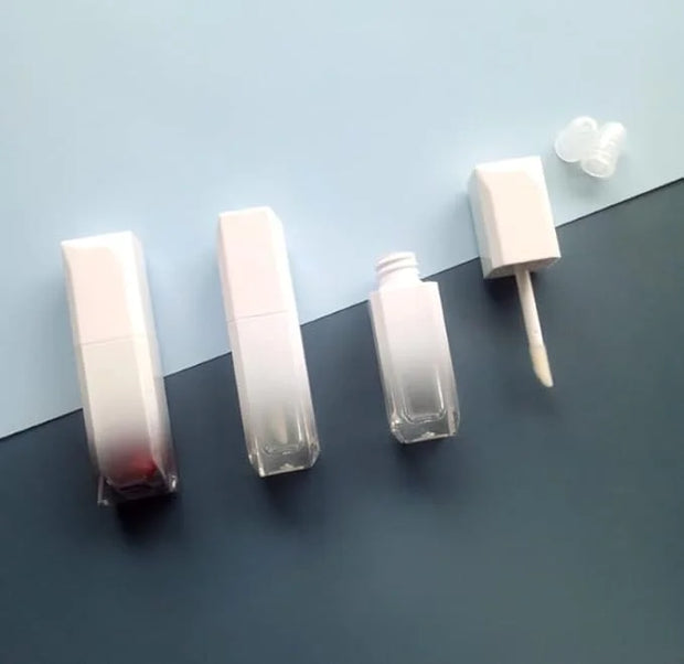 HLLMX 3PCS 5ml Lip Gloss Tube Plastic Vials Empty Refillable Lip Balm Bottles Container Lip Glaze Tube DIY Makeup Liquid L...