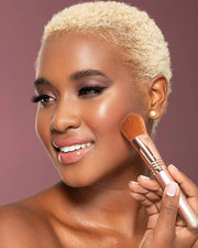 Sigma Beauty F47 Multitasker Makeup Brush – Multi-Use Face Makeup Brush for Blending, Contouring, & Buffing, Use with Foun...
