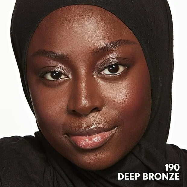 COVERGIRL Clean Invisible Foundation Makeup, Dewy & Glowy Natural Finish, Buildable Coverage, Skin-Like Smooth Look, Vegan...