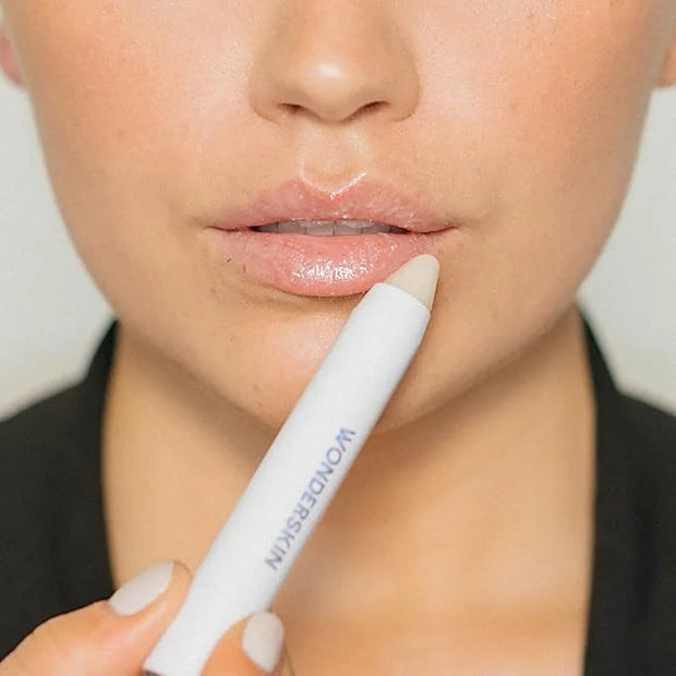 Wonderskin Top Gloss Clear Shine and Wonder Blading Lip Scrub Set - Product Image