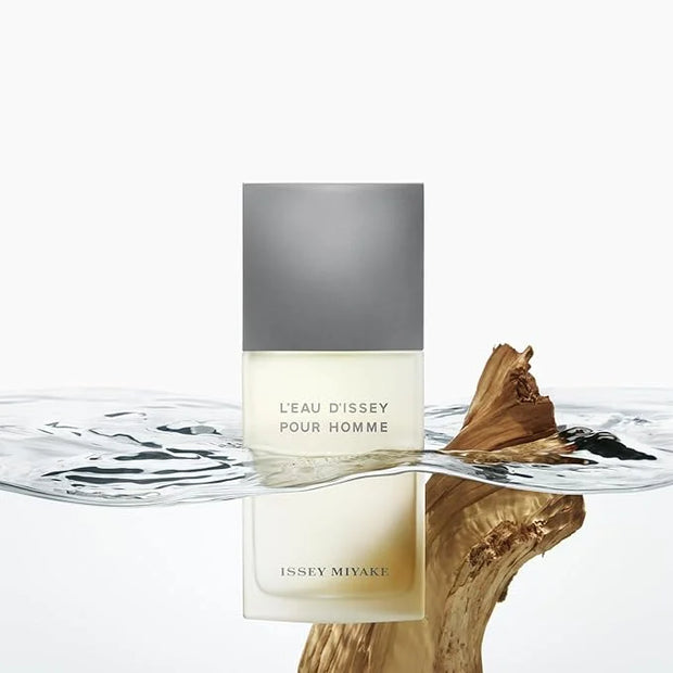 Issey Miyake L'Eau d'Issey Pour Homme Eau de Toilette - Fragrance for Men - Pure & Fresh - With Notes of Yuzu, Nutmeg & Sa...