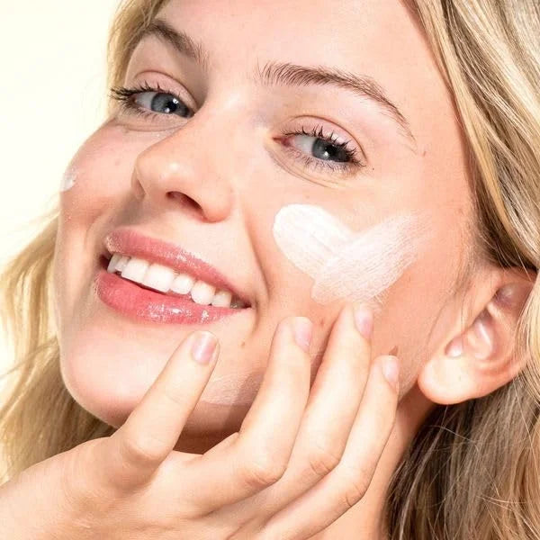 Pacifica Wake Up Beautiful Retinoid Night Cream – Overnight Anti-Aging Moisturizer with Hyaluronic Acid & Melatonin, Reduc...