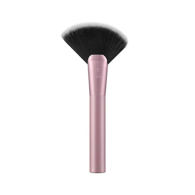 Real Techniques Extra Big Finishing Brush, Large Makeup Brush For Powder Bronzer, Highlight, & Contour, XL Oversized Fan B...