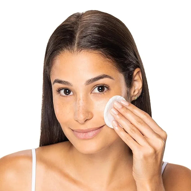 Neutrogena Skin Perfecting Daily Liquid Facial Exfoliant with 7% AHA/PHA Blend + HA to Smooth, Exfoliate & Replenish Dry S...
