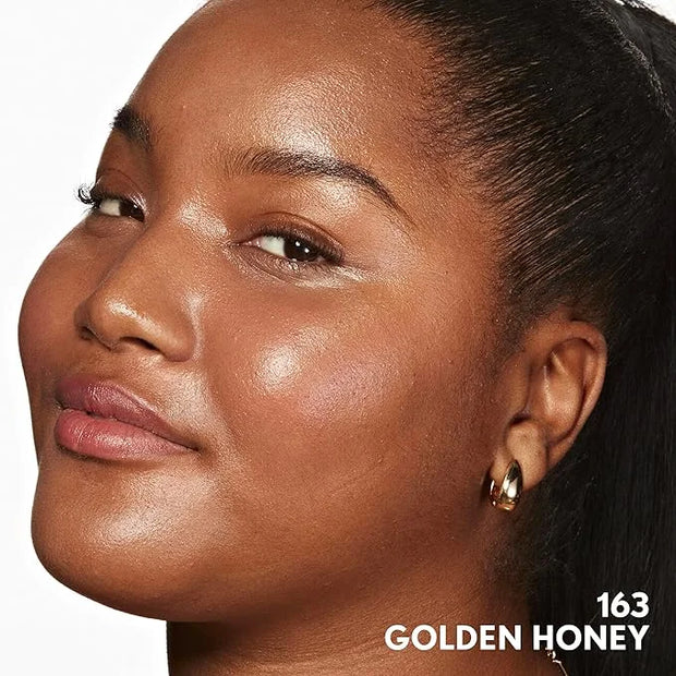 COVERGIRL Clean Invisible Foundation Makeup, Dewy & Glowy Natural Finish, Buildable Coverage, Skin-Like Smooth Look, Vegan...