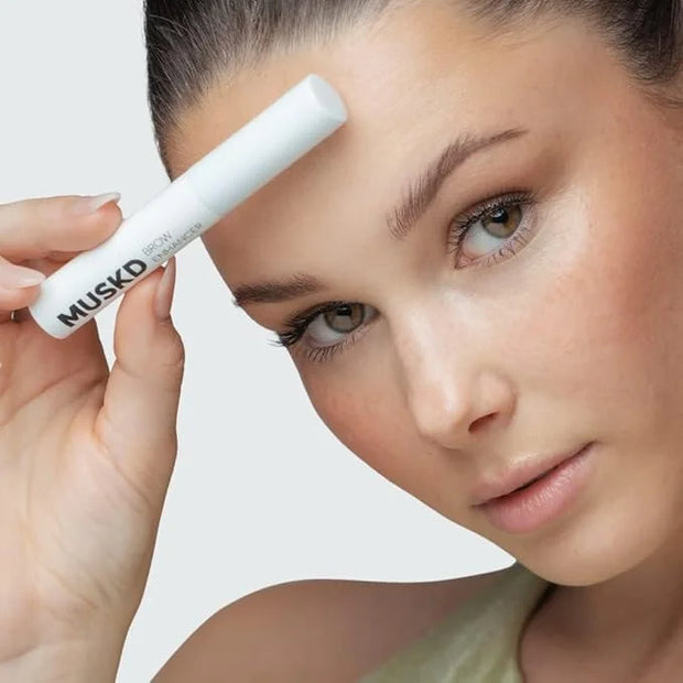 Eyebrow Growth Serum - Best Eyebrow Serum for Women to Grow Brows Fast & Thicker - Hair Growth Enhancer - Natural, Vegan &...