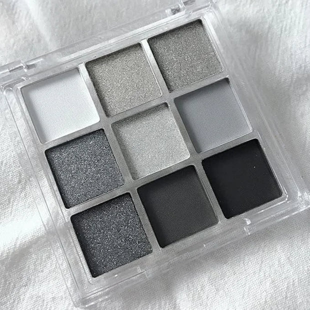 Black Smokey Eyeshadow Palette, 9 Colors Black Silver Gray White Goth Eyeshadow Makeup Palette, Waterproof Cool Toned Matt...
