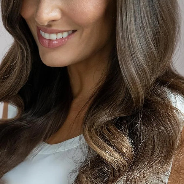 MONAT Studio One™ Flex Control Hairspray – Light to Medium Buildable Hold – Infused with REJUVENIQE® – Can be Used on Colo...