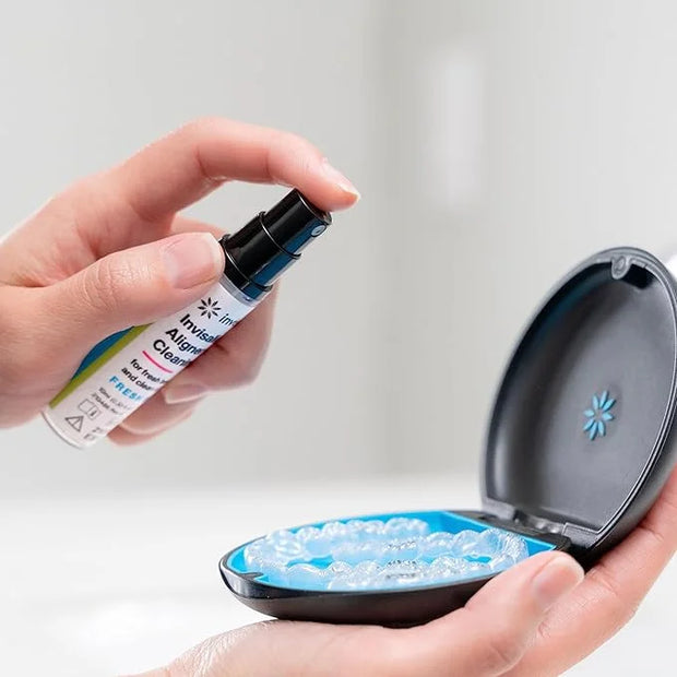 INVISALIGN Aligner Cleaning Spray for Aligner and Retainer Cleaning, 10 ml - Product Image