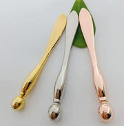 WOIWO 1 PCS Metal Cosmetics Dipping Spoon Cream Shovel Spoon Beauty Mask Small Spoon Eye Cream Stick (gold) - Product Image