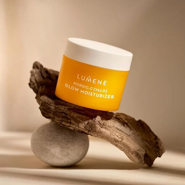 Lumene Nordic-C [Valo] Glow Moisturizer - Radiance Boosting Facial Moisturizer for Dry Skin - Enriched with Hyaluronic Aci...
