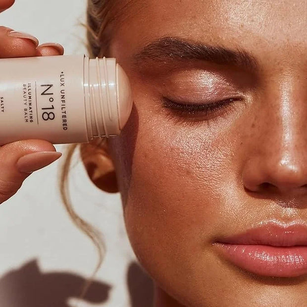 '+ Lux Unfiltered N°18 Illuminating Beauty Balm - Highlighter Stick with Mango Butter - Buildable and Blendable Highlighte...