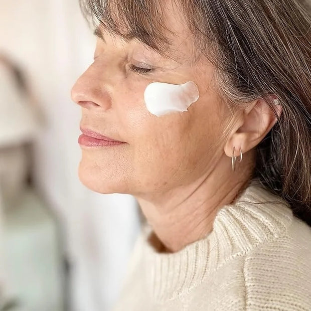 Pro-Aging Eye Cream | Soothing eye cream for dark circles and puffiness | Anti Aging Eye Cream | Reduces wrinkles, and fin...