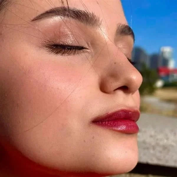 2-in-1 Cream Cheek Blush + Lip Color | Natural Mineral pigment | Soft Lips with natural oils and Vitamin E | 100% Plant in...