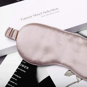 Silk Sleep Mask Light Blocking Luxury 100% Mulberry 19mm Silk Eye Mask Eye Cover Blindfold Ultra Soft Light & Comfy Anti A...