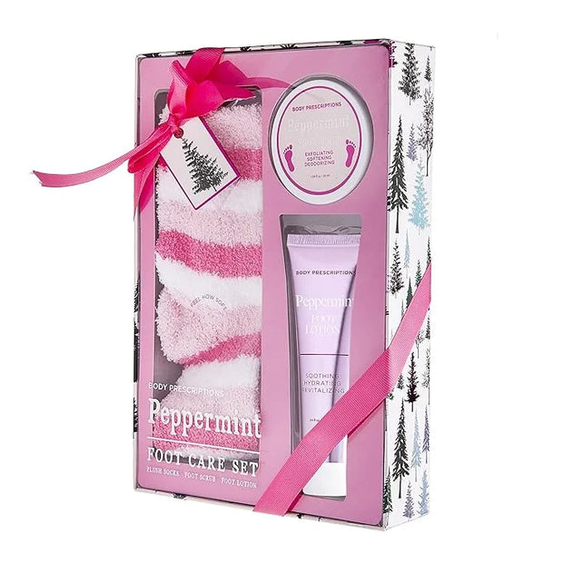 Live Green Bath and Body Present Set- Foot Spa Set with Fuzzy Socks, Lotion, and Scrub, Peppermint - Product Image