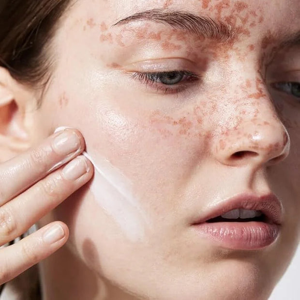 e.l.f. SKIN Mini Holy Hydration! Face Cream, Moisturizer For Nourishing & Plumping Skin, Infused With Hyaluronic Acid, Veg...