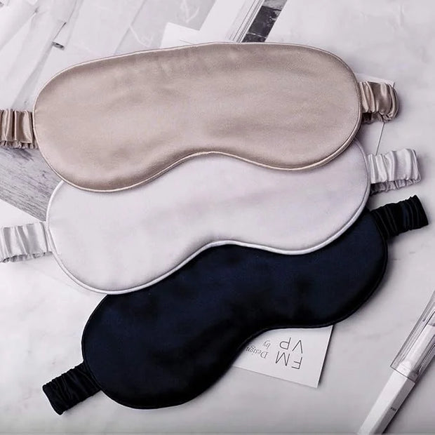 Silk Sleep Mask Light Blocking Luxury 100% Mulberry 19mm Silk Eye Mask Eye Cover Blindfold Ultra Soft Light & Comfy Anti A...