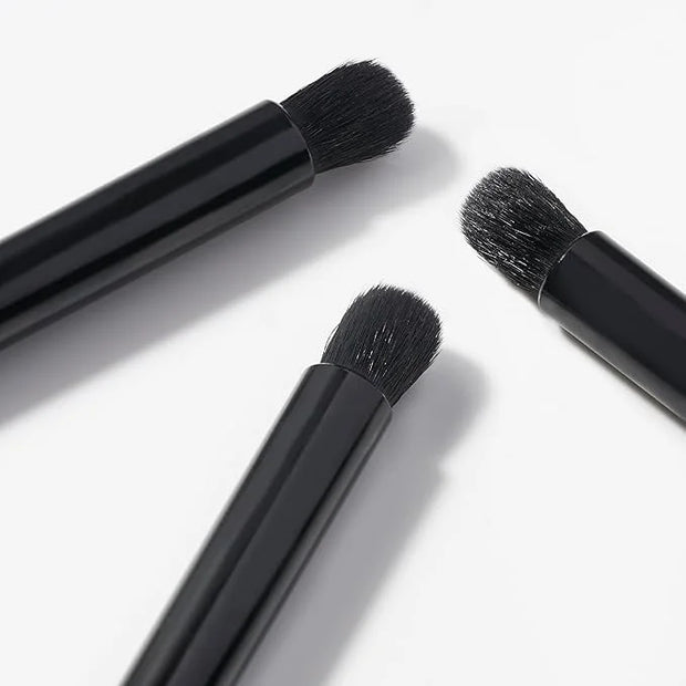 Tweezerman Shaping Round Brow Brush - Product Image