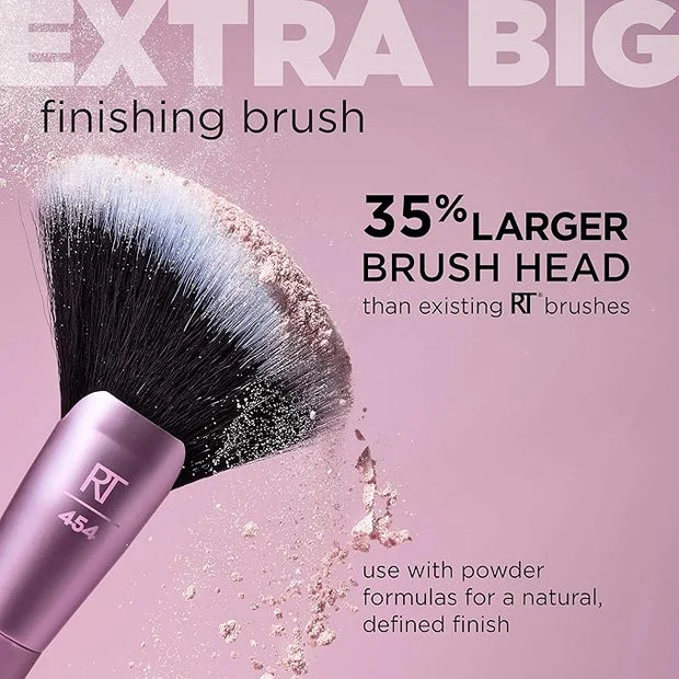 Real Techniques Extra Big Finishing Brush, Large Makeup Brush For Powder Bronzer, Highlight, & Contour, XL Oversized Fan B...
