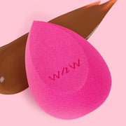 wet n wild Makeup Sponge - Low Product Absorption for Streak-Free Application, Effortless Blending Beauty for a Smooth Pro...
