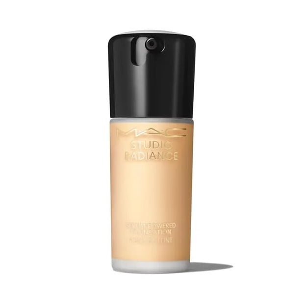 MAC Studio Radiance Serum Powered Foundation NC20 - Product Image