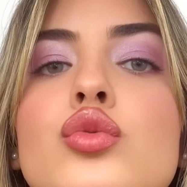 Kisses Lip Gloss - Teddy Bare - Product Image